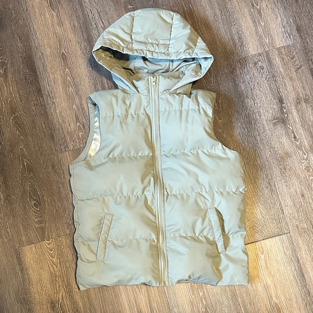 SHEIN Hooded Puffer Vest